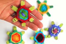 Yarn turtles